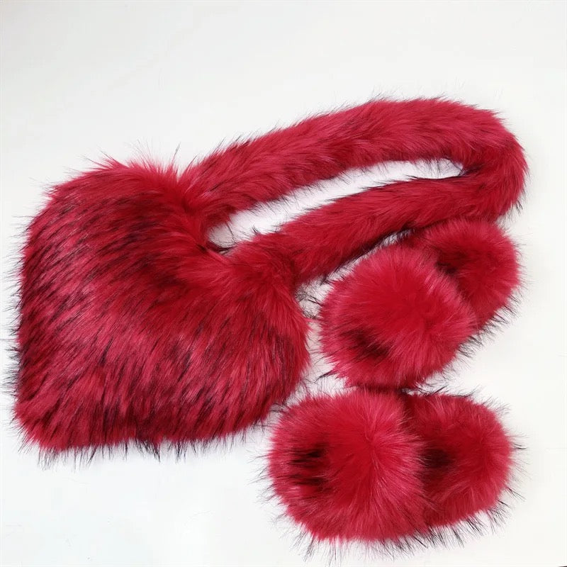 PLUSH BAG & SLIPPER SET