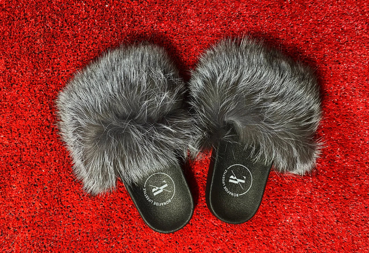 SILVER FUR SLIDES