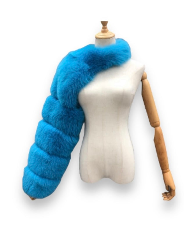 ONE SHOULDER FUR