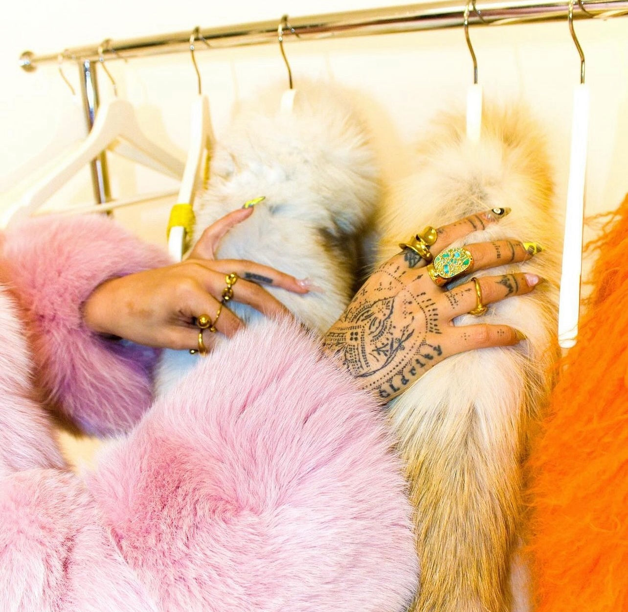 BOSSY FUR COAT